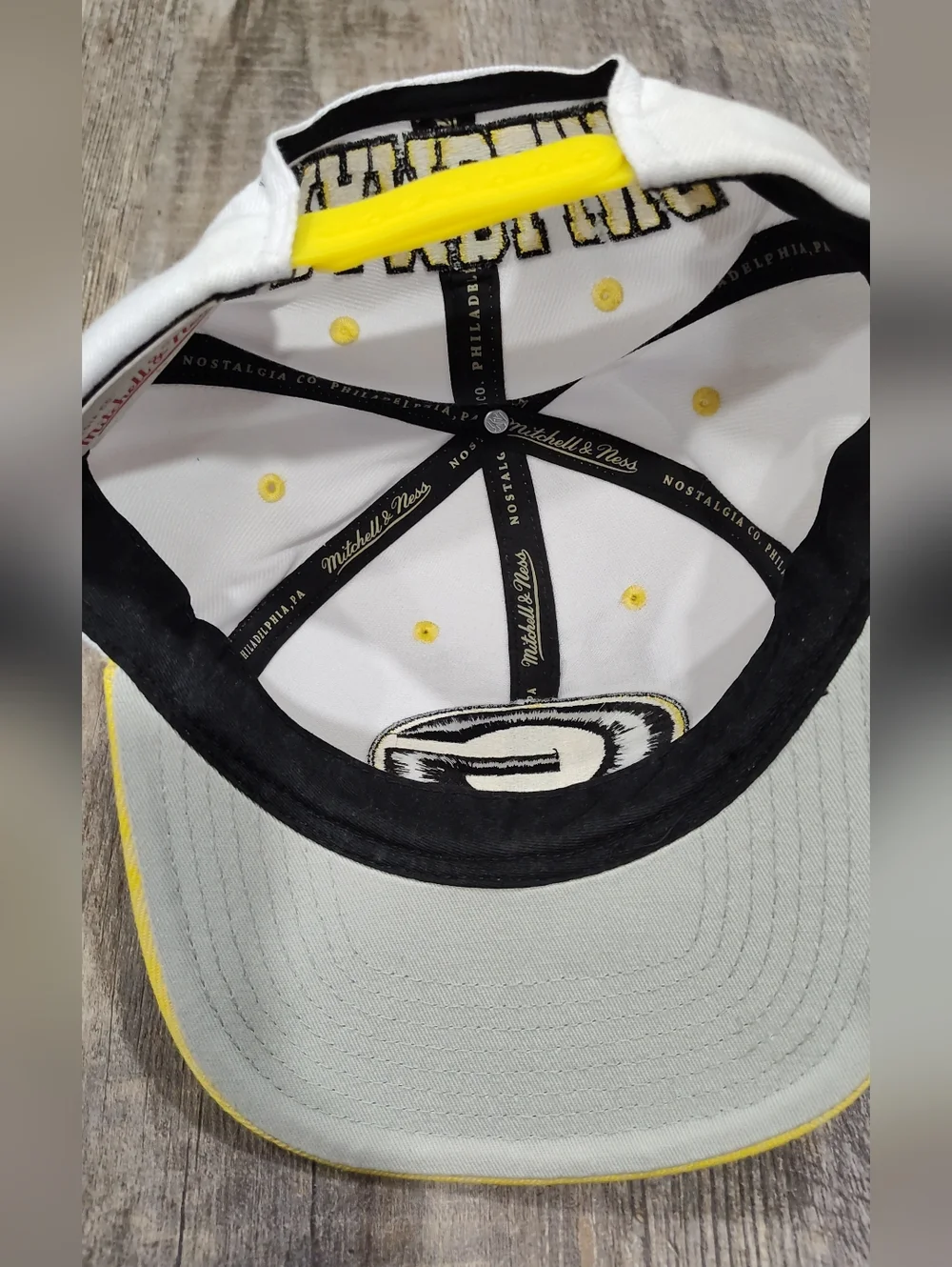 Grambling State Tigers Mitchell & Ness NCAA Snapback Hat Cap 3D Logo White